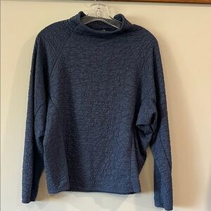 Lisa Bayne - made in the‎ ISA, size small, Textured Blue Long Sleeve Top, Boxy